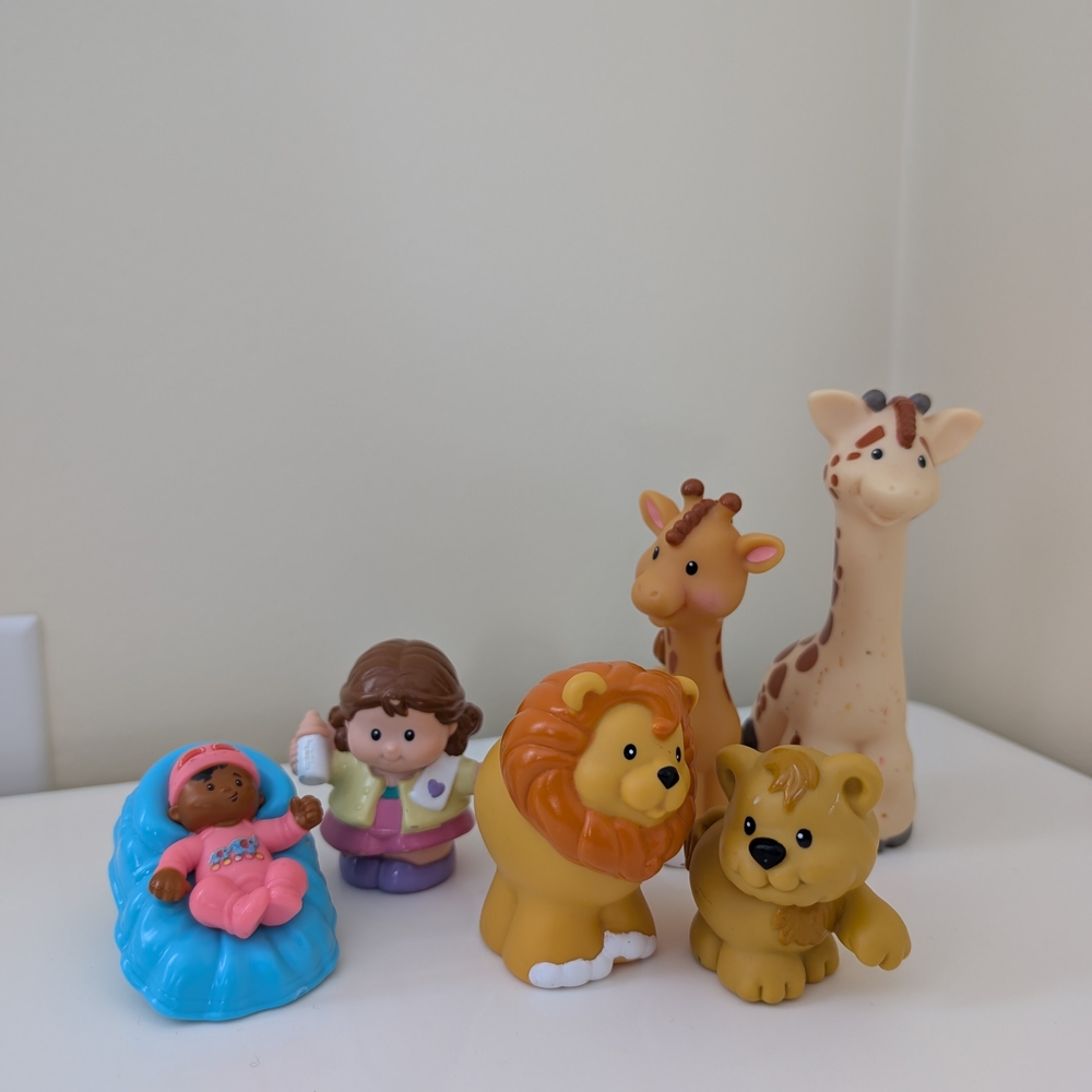 Fisher Price Little People Mommy And Baby Set